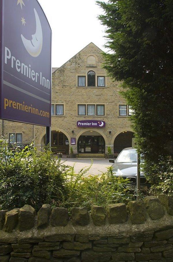 Premier Inn Huddersfield North Brighouse Exterior photo