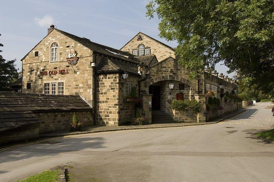 Premier Inn Huddersfield North Brighouse Exterior photo