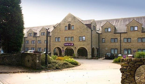 Premier Inn Huddersfield North Brighouse Exterior photo